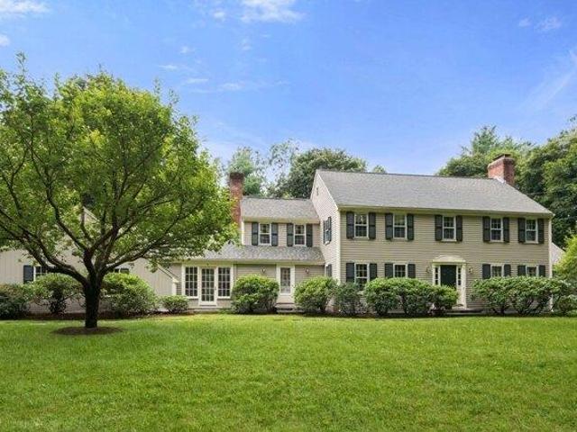 4 bedroom, Weston MA 02493 105562149