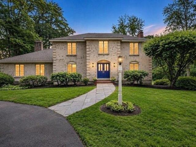 4 bedroom, Weston MA 02493 105611599
