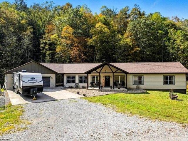 4 bedroom, Weston WV 26452 104907865