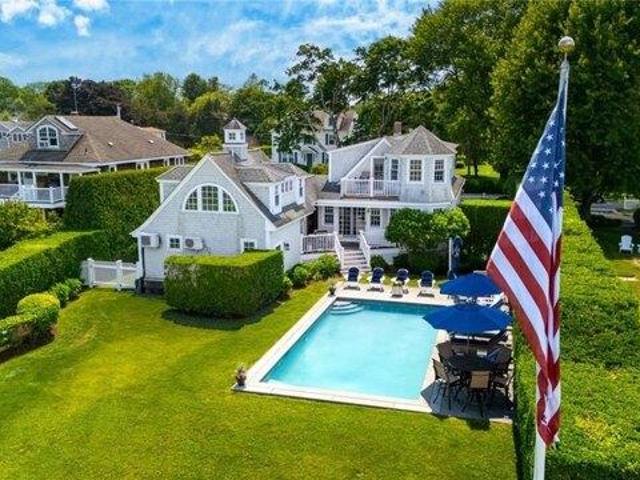4 bedroom, Westerly RI 02891 104849859