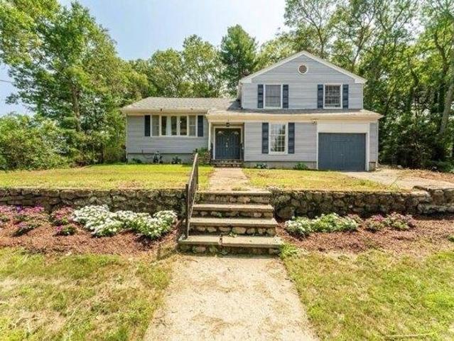 4 bedroom, Westerly RI 02891 105628987