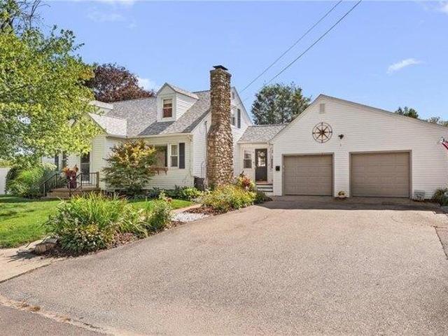4 bedroom, Westerly RI 02891 105709561