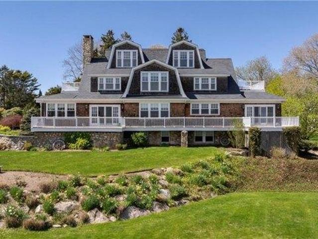 4 bedroom, Westerly RI 02891 105752193