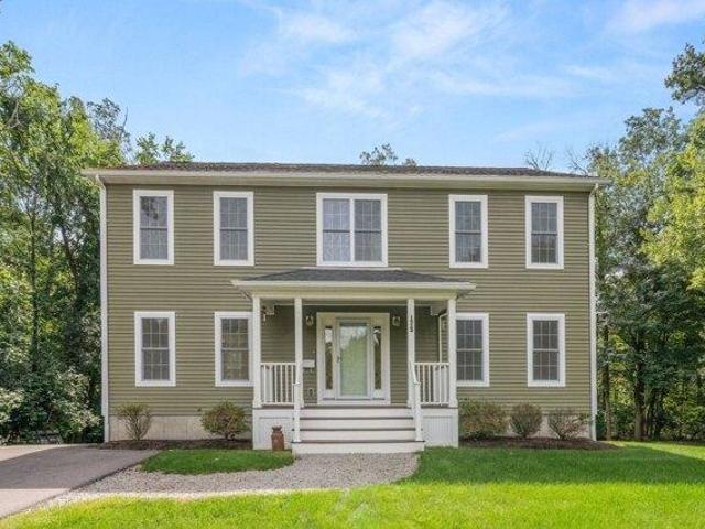 4 bedroom, Westwood MA 02090 106052428