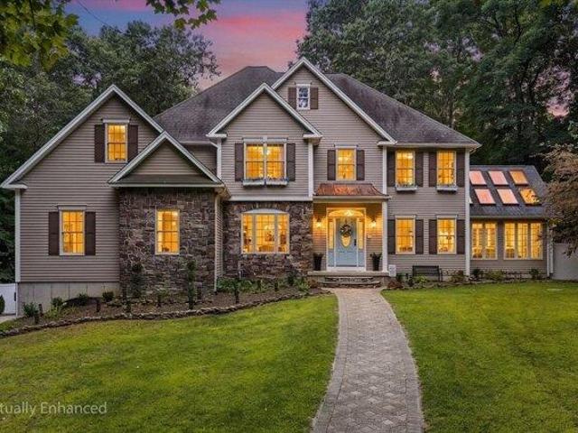 4 bedroom, Wilbraham MA 01095 105175524