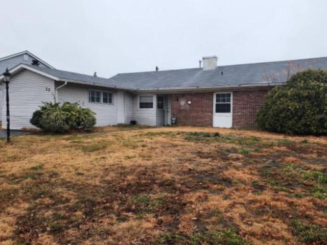 4 bedroom, Willingboro NJ 08046 105901300