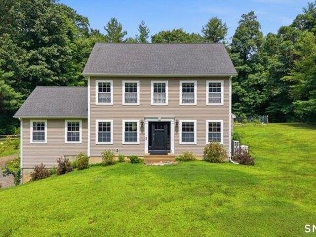 4 bedroom, Willington CT 06279 105475865
