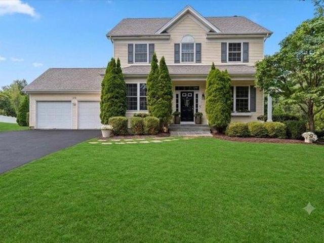 4 bedroom, Williston VT 05495 104792260