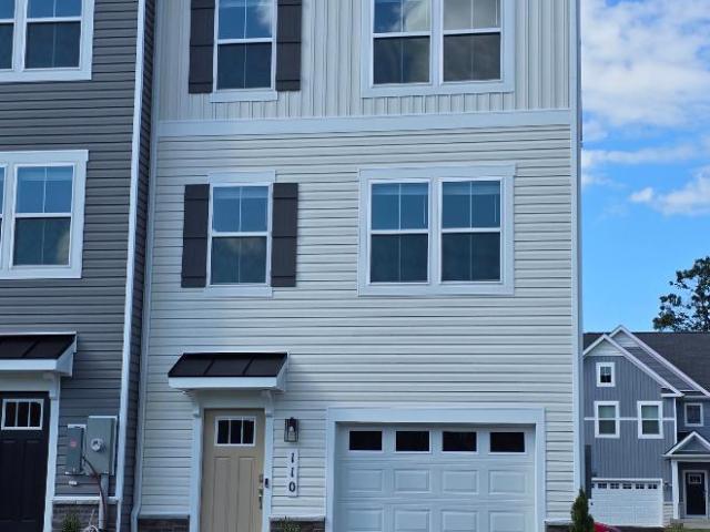 4 bedroom, Winchester VA 22602 106244458