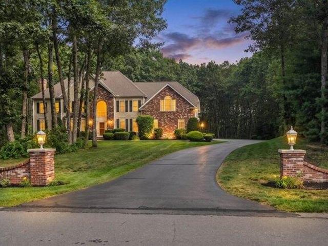 4 bedroom, Windham NH 03087 104541483