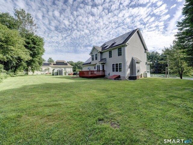 4 bedroom, Windsor CT 06095 105229688