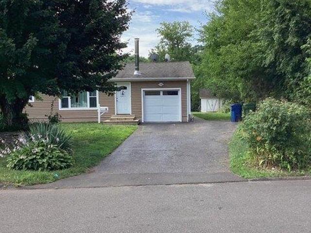 4 bedroom, Windsor CT 06095 105319978