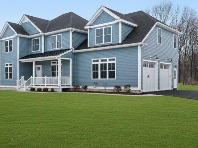 4 bedroom, Wrentham MA 02093 105474647