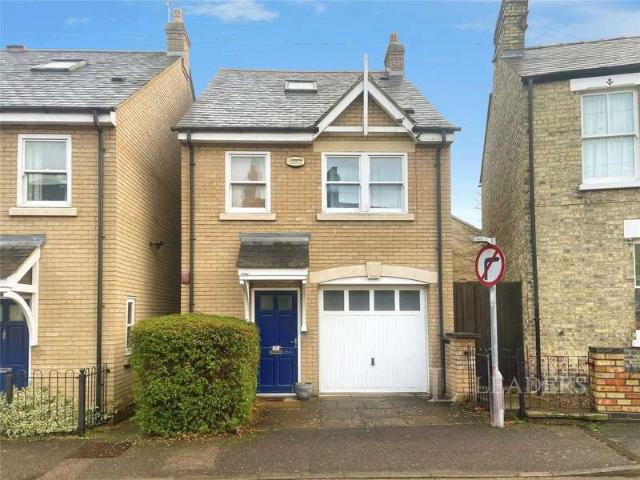 4 Bedroom Town House