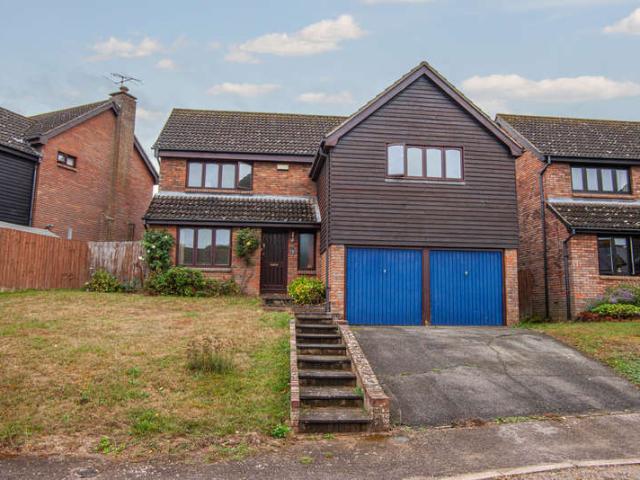 4 Bedroom Town House