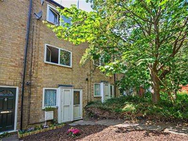 4 Bedroom Town House