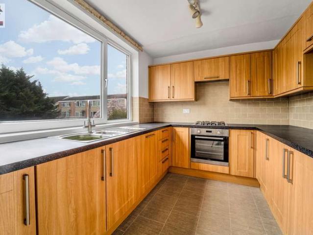 4 Bedroom Town House