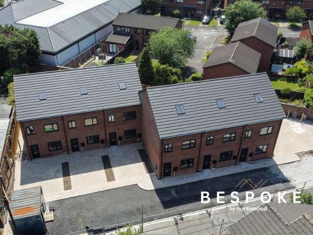 4 Bedroom Town House