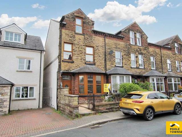 4 Bedroom Town House