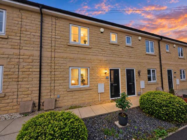 4 Bedroom Town House