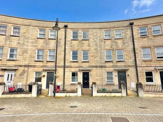 4 Bedroom Town House