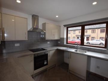 4 bedroom Town house To Let
