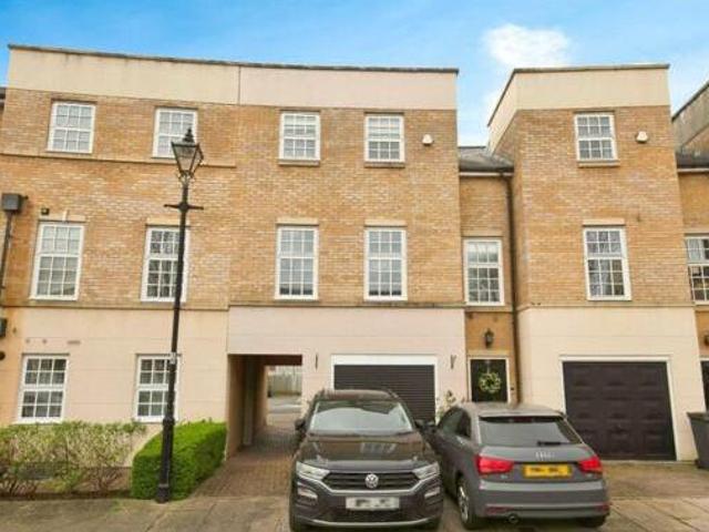 4 Bedroom Town House For Sale In York
