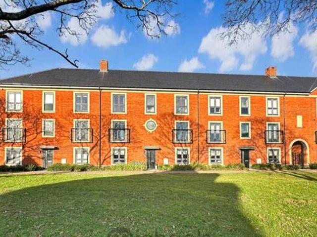 4 Bedroom Town House For Sale In Colchester, Colchester