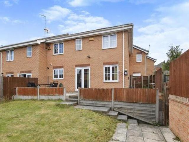 4 Bedroom Town House For Sale In Hamilton, Leicester
