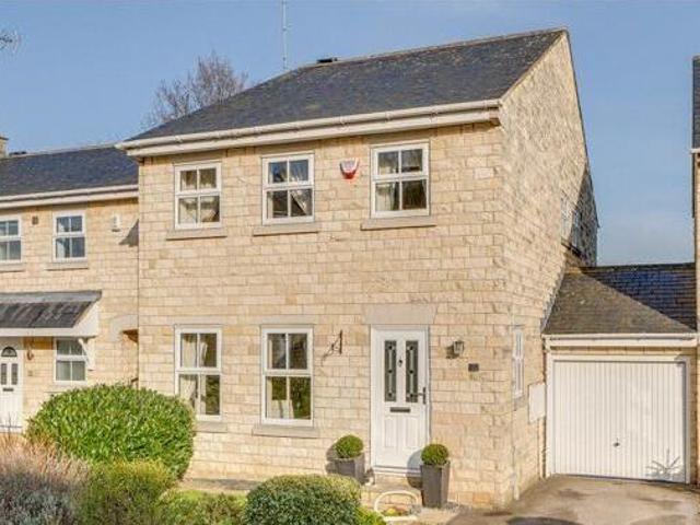 4 Bedroom Town House For Sale In Leeds, West Yorkshire