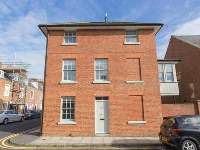 4 Bedroom Town House For Sale In St. Dunstans