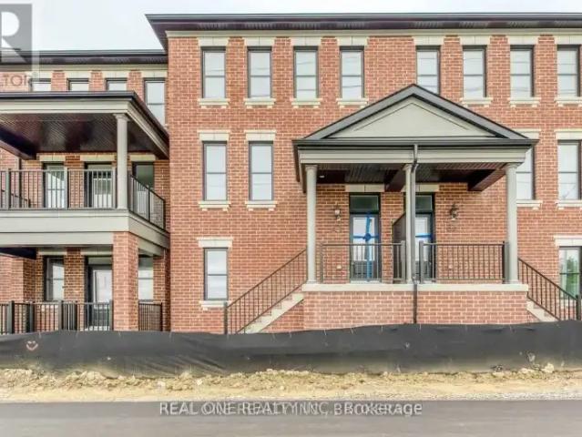 4 Bedroom Townhouse Milton ON 103740040