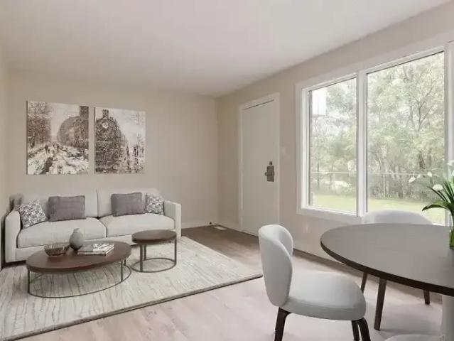 4 Bedroom Townhouse Moose Jaw SK 103410311