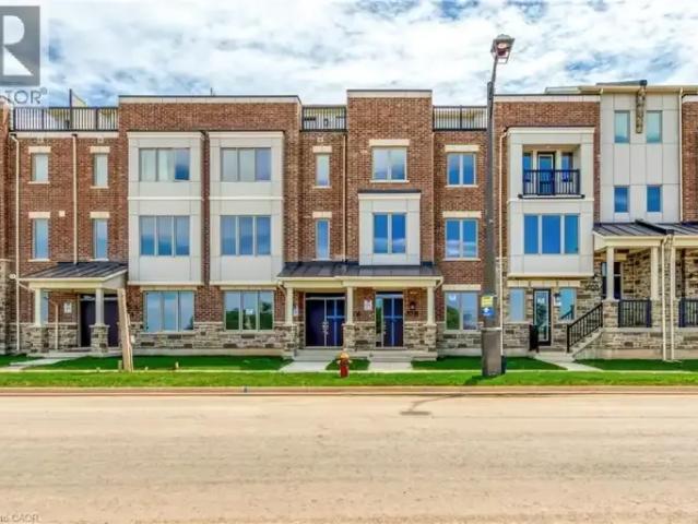 4 Bedroom Townhouse Oakville ON 104638614