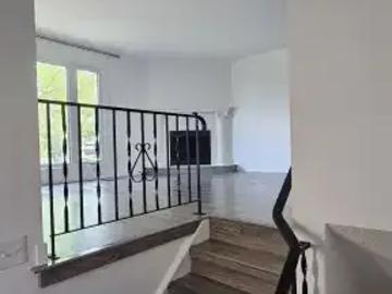 4 Bedroom Townhouse Calgary AB 103379919
