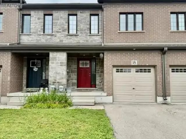4 Bedroom Townhouse Cambridge ON 103798535