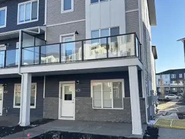 4 Bedroom Townhouse Chestermere AB 104181121