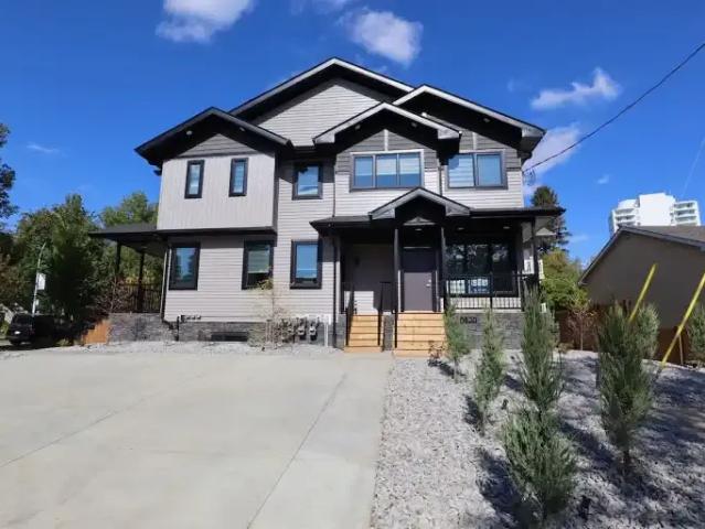 4 Bedroom Townhouse Edmonton AB 105653942