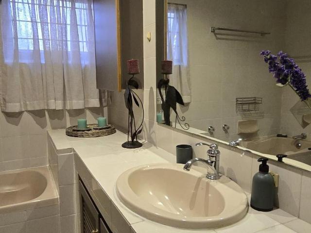 4 Bedroom Townhouse For Sale in Arcadia