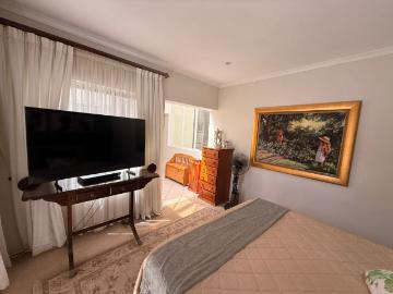 4 Bedroom Townhouse For Sale in Bassonia
