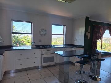 4 Bedroom Townhouse For Sale in Bassonia