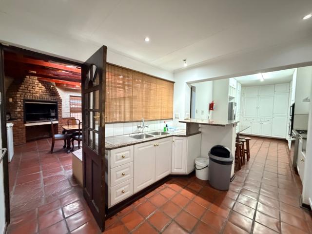 4 Bedroom Townhouse For Sale in Belgravia