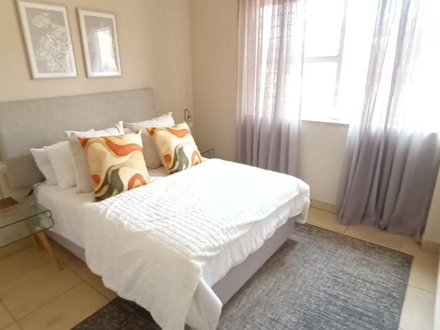 4 Bedroom Townhouse For Sale in Bramley