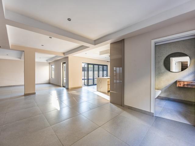 4 Bedroom Townhouse For Sale in Brooklyn