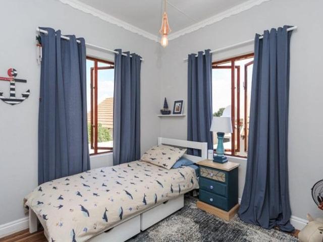4 Bedroom Townhouse For Sale in Craigavon