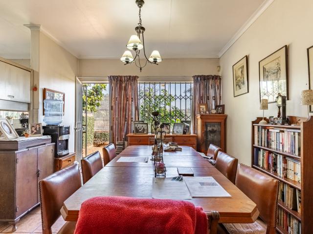 4 Bedroom Townhouse For Sale in Faerie Glen