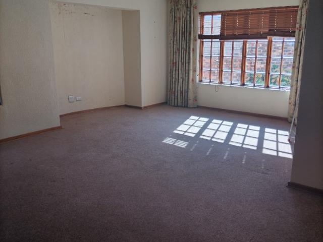 4 Bedroom Townhouse For Sale in Fochville
