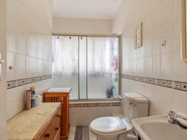 4 Bedroom Townhouse For Sale in Glenashley