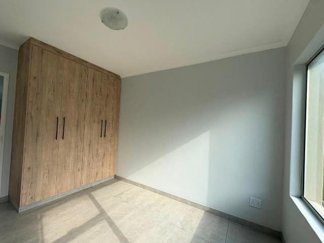 4 Bedroom Townhouse For Sale in Gonubie