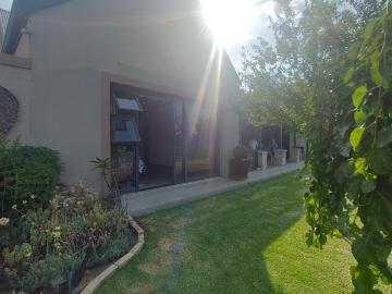 4 Bedroom Townhouse For Sale in Heron Banks Golf Estate